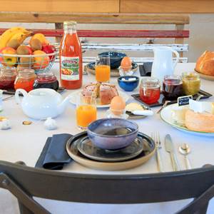 petit déjeuner compris avec produits du terroir