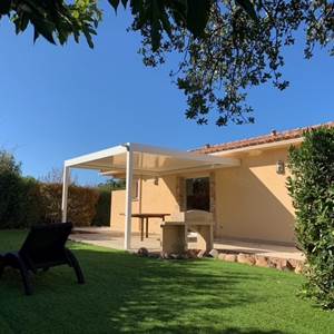 villa Est 2