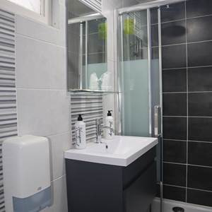 Salle de bains Chambre 9