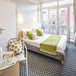 Chambre-10-min-1030x686