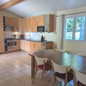VILLA CHARENTAISE SALLE A MANGER CUISINE