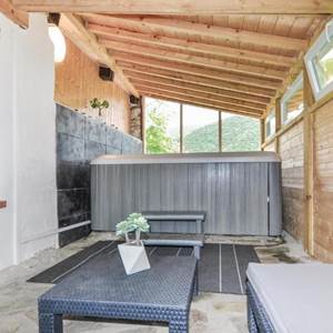 MM 02 photo jacuzzi 5