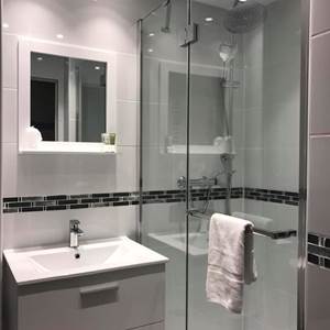 Chambre 2 Salle de bains