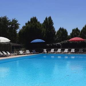 piscine du parc etang vallier resort