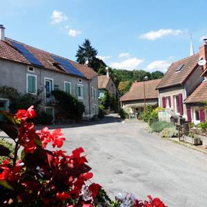 Vue de notre maison et du gite-special-offer