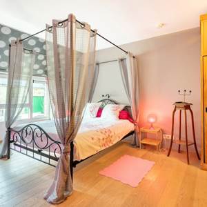 Chambre familiale : Possible parents, 2 adolescents, 1 bébé