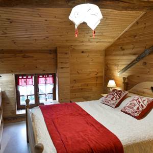 Chambre Savoyarde avec lit 160x200 cm