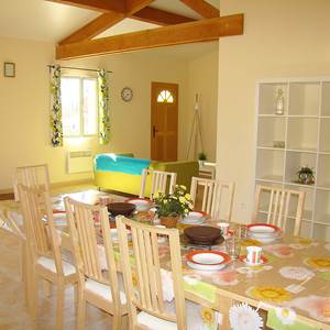 Etang Vallier Resort Villa Tina séjour salon