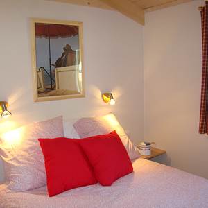 ETANG VALLIER RESORT CHALET LA CLAIRIERE CHAMBRE DOUBLE