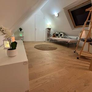 PETIT LIT DEVANT LA CHAMBRE