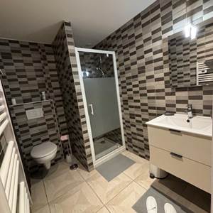 SALLE DE BAIN-TOILETTE