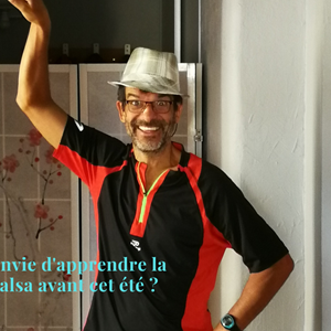 vue sur les monts d'Ardèche du gîte familial, gîte familial convivial et de regroupement d'amis en ardèche rhone alpes pde 16 à 24 personnes.