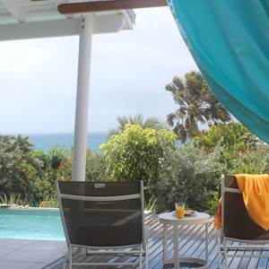 Iguane House villas & Micro Spa Villa Corail terrasse piscine vue mer