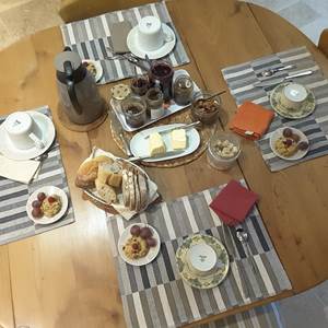 Pipistrelles19-chambredhotes-gite-meymac-petitdejeuner
