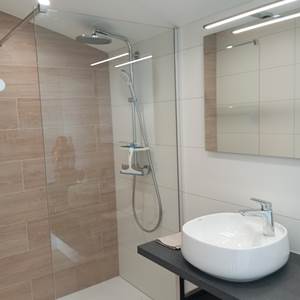 salle d'eau de la suite parentale