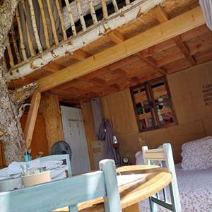cabane de la Guerre des Boutons - intérieur