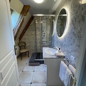 Domaine du Vidal - Chambre Marguerite Salle de bain