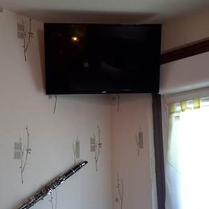 TV 80 cm