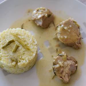 table d'hôtes ombre bleue du figuier gîtes et chambres d'hôtes avec piscine Ardèche