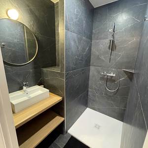 Deuxième salle de bain