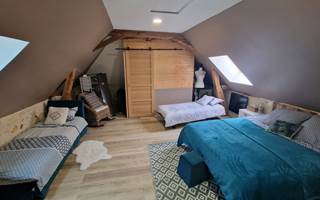 chambre étage avec 2 lit de 90cm en + possible+1x160cm