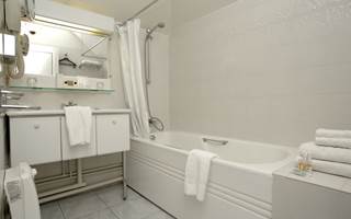 Chambres et gîtes de charme - Salle de bains - Mise à disposition des serviettes de toilette