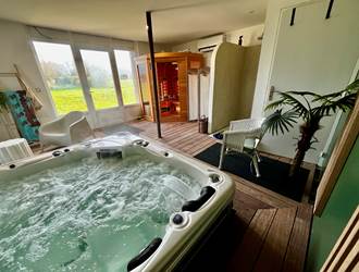 #clossaintjoseph_Jacuzzi_Sauna (1)