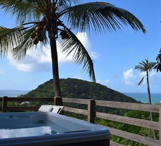 JACUZZI BUNGALOW AZUR VUE MER