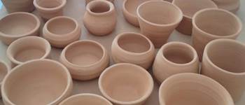 La production de poteries de Maryline en Provence Lagnes