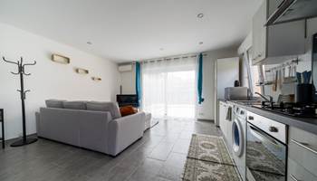 T2 Cosy  une  Etape au soleil. Clim réversible. wifi . parking-photo-news