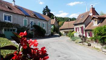 Vue de notre maison et du gite-presta