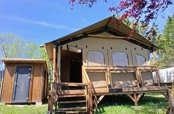devant lodge(1)