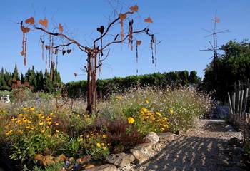 jardin-artistique-coeurs