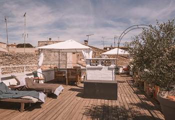 Sun deck with lounge chairs