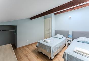 Chambre 2 lits simple 80x200 gîte 2