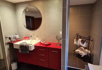 salle d'eau chambre Cannelle "le Châtaigier"