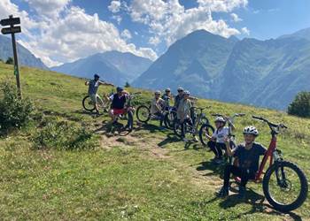 Pause près de l 'altiport de Pyeragudes