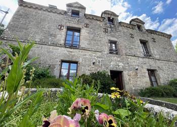 Grand Gîte en fleur-special-offer