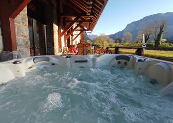 jacuzzi montagne soleil