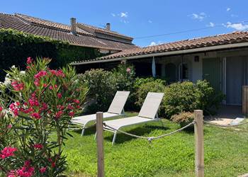 Gîte Le Levant - Coin Jardin-special-offer