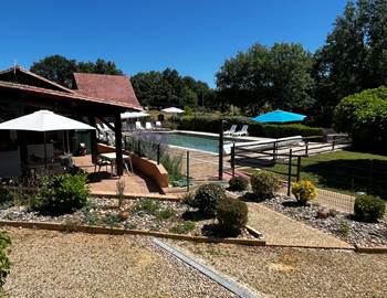Accueil et piscine