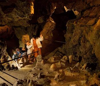 grottes-de-goyet-1