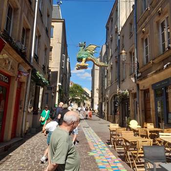 Metz visite guidée le Graoully rue taison