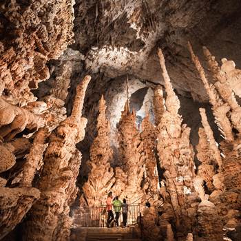 Grotte_Aven_Orgnac_3_credits_ludovic_fremondiere-img-around
