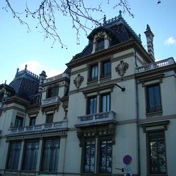 b6d8f3a1-46d1-4249-ba79-98b5b1e6411e-img-around