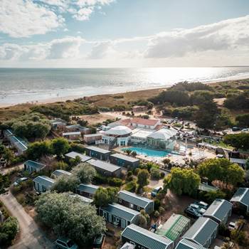 SuneliaInterludePHOTO911062022141-img-around