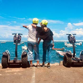 44769030_2054033351325187_8039623868337356800_o-2-img-around