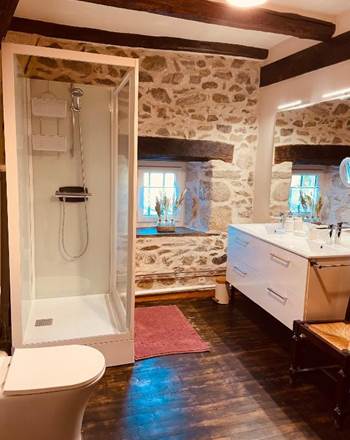 AU-CHARME-D'ANTAN-19-Salle-De-Bain