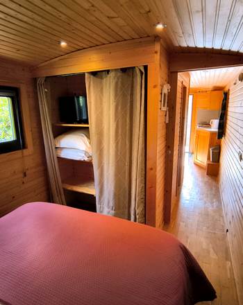 location-roulotte-sarthe-espace-nuit
