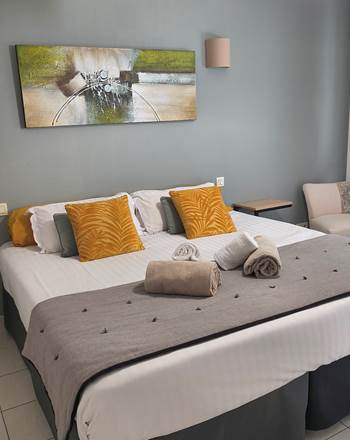 week-end-couple-la-fleche-chambre-double-confort.jpg